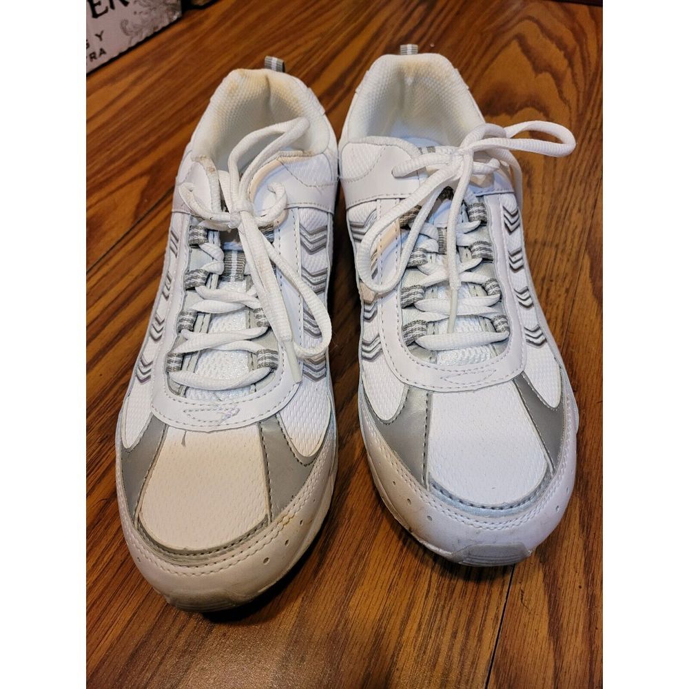 Danskin‎ Now womens white shoes, size 9.5, spots around opening